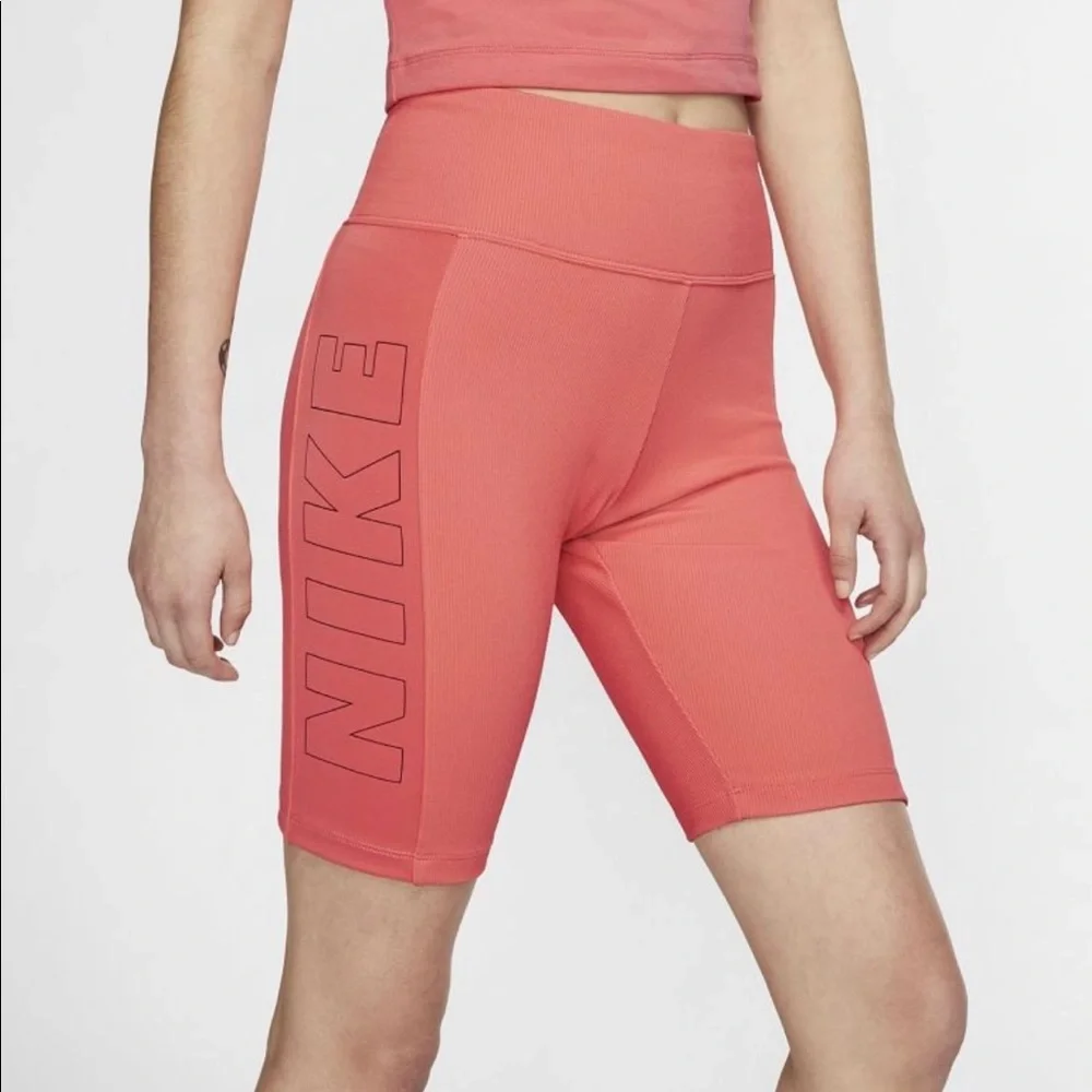 NIKE Womens Shorts BIKE TIGHT FIT LOGO AMBER SPORTSWEAR SIZE 1X